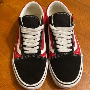 Red Old skool Vans